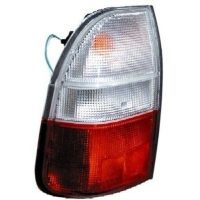 פנס אחורי לדודג' מגנום שנים משנת 2005 — DEP2141952CL - דודג' מגנום 2005.0