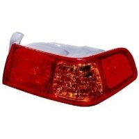 פנס אחורי שנים 2000–2003 - טויוטה קורולה 2000.0